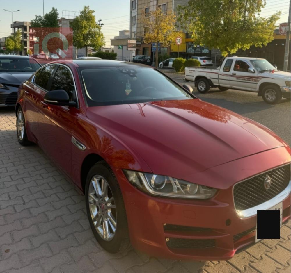 جاگوار XE